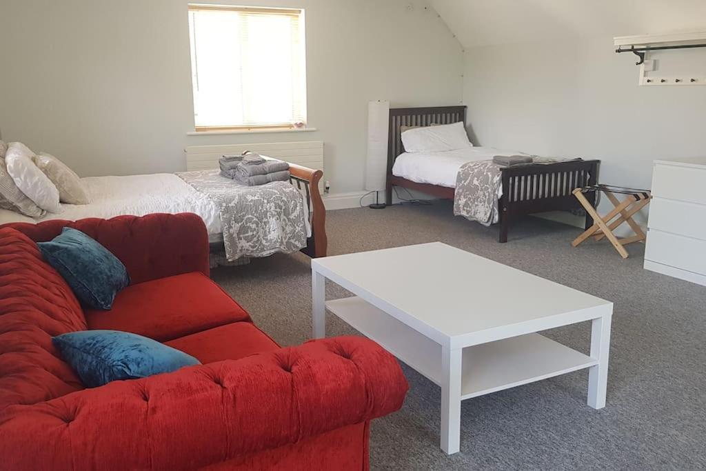 Peaceful Self Contained Studio In Lovely Garden. Hinckley Exteriér fotografie